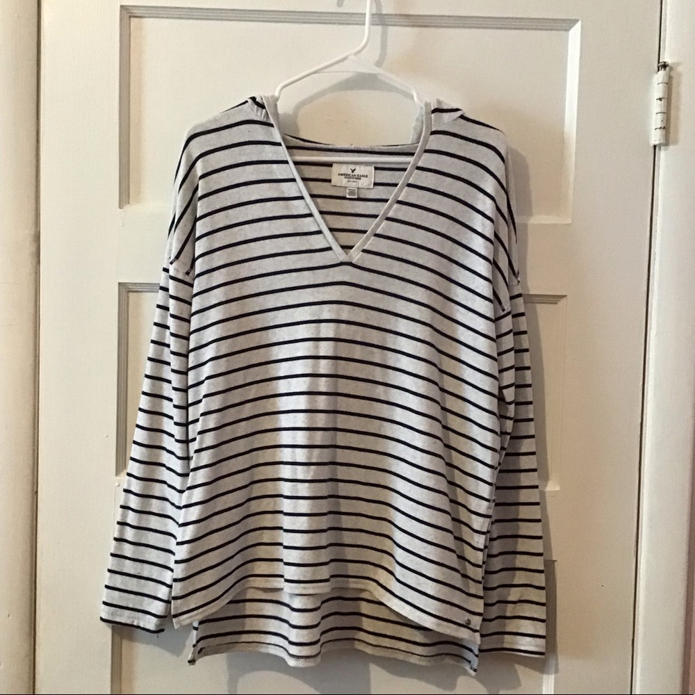 American Eagle Long Sleeve Top